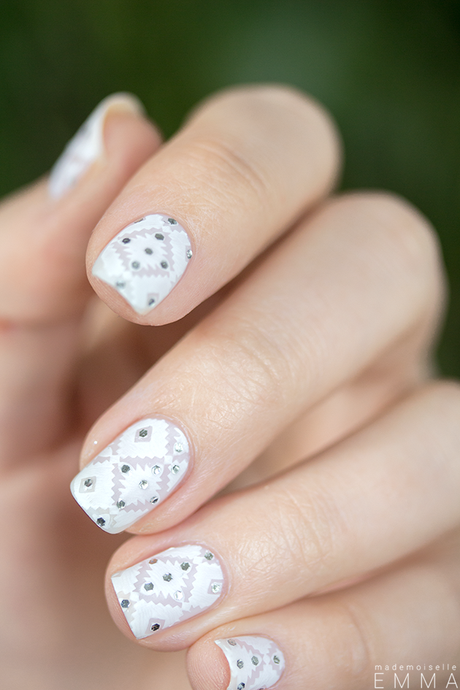 Nailstorming_White_Stamping_03