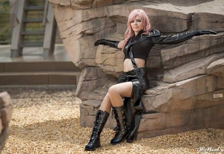 wings by puppetsfall d6mk5gb Cosplay   Final Fantasy   Lightning #61  lightningn final fantasy Cosplay 