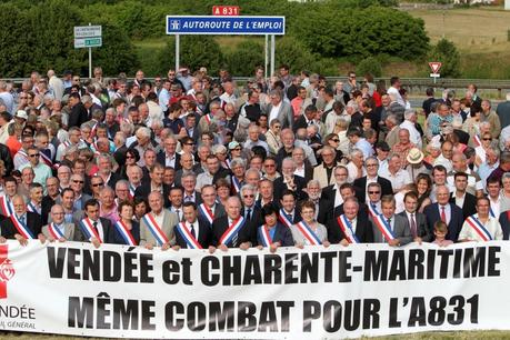 Autoroute A831 entre Charente-Maritime et Vendée : Valls relance le projet