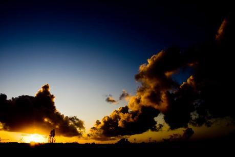 ne tire pas sur le fil ne tire pas sur le fil