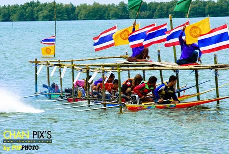 Thaïlande, ces merveilleux fous flottants [HD]
