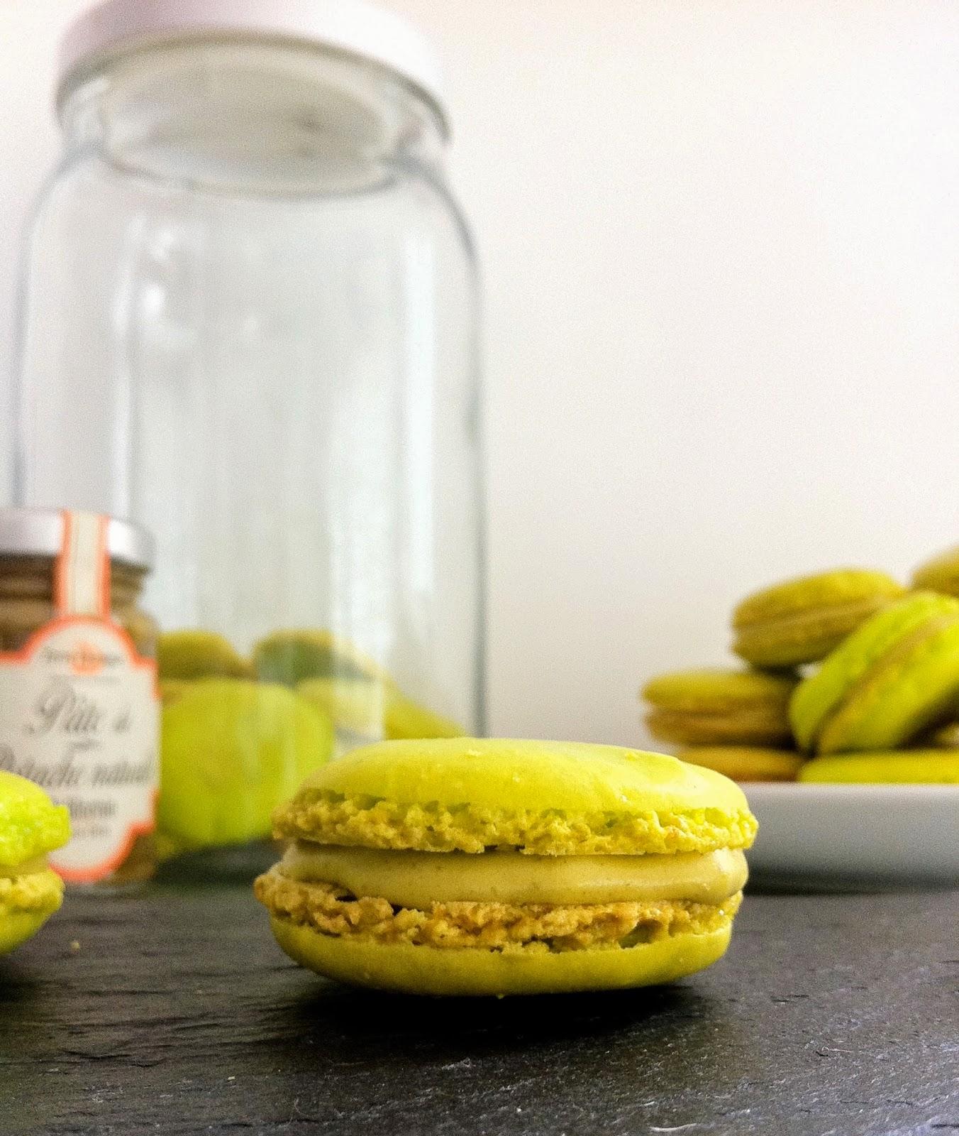 sucre, macaron, pistache, crème de pistache, poudre d'amande, mercotte, coque, collerette, ganache,