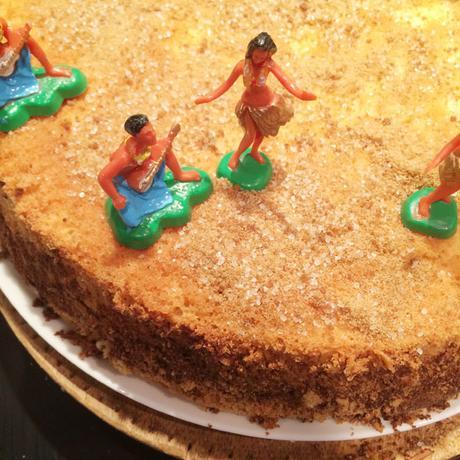 hawaii-birthday-party-cake