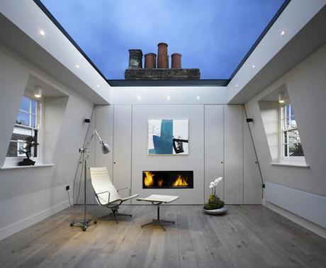 Private Office:Reading Room with retractable glass roof