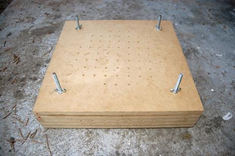 Pine collection mobilier aiguilles de pin par Samuel Reis