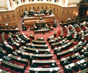 Le sénat prévoit de supprimer le régime de l'agrément des services à la personne