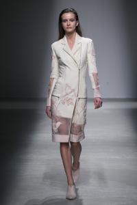 Rahul Mishra, Défilé Femme, Automne/Hiver 2015/16 04