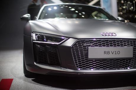 Audi - Design et Courbes Salon automobile Genève 2015