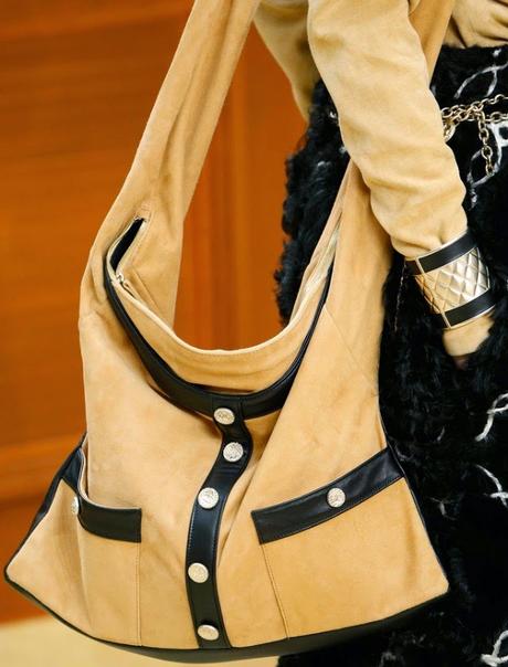 Les plus beaux accessoires du défilé Chanel prêt-à-porter automne/hiver 2015/16...