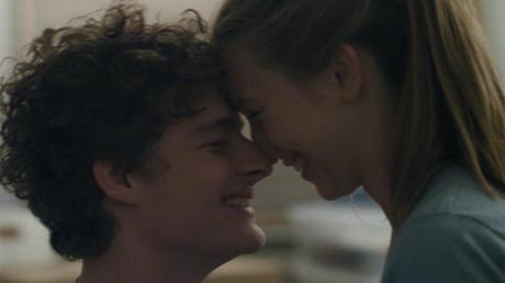 Netflix acquiert « 6 Years » de Hannah Fidell