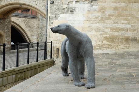 Kendra Haste  sculptrice animalière