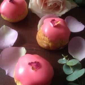 Petits Choux à l’Eau de Rose