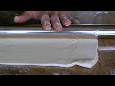 Galette Fine aux Marrons et confiture de Baies de Goji Galette Fine aux Marrons et confiture de Baies de Goji