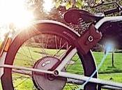 DESIGN: moto électrique stylée