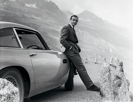 James Bond Aston Martin