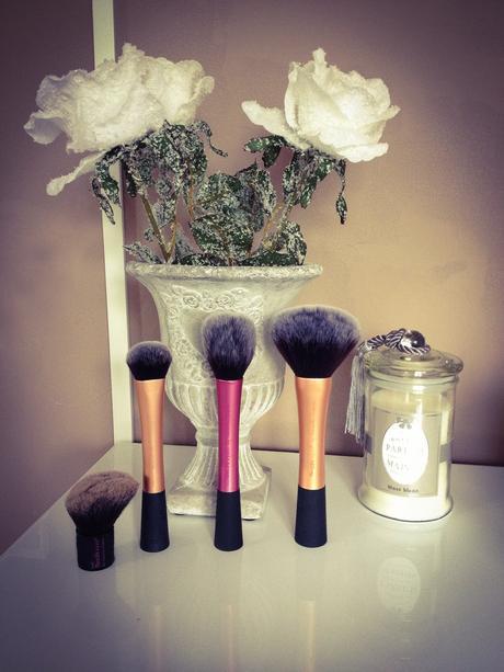 AVRIL / DU MAQUILLAGE BIO A PETITS PRIX !