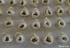 Tortellini maison au jambon et au parmesan