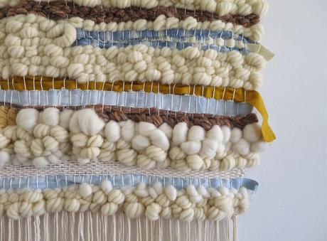 Weaving Julie Robert