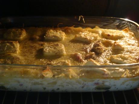 Gratin de pommes de terre aux lardons et fromage