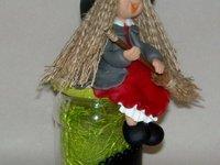 Pot avec p'tite sorcière en porcelaine froide