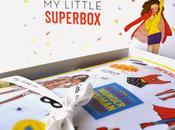 [Box] mars, Little revêtu cape super-héros