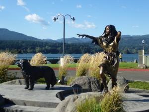 Statue de Sacagawea à Cascade Locks
