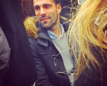 Un Instagram des plus beaux mecs du métro Parisien
