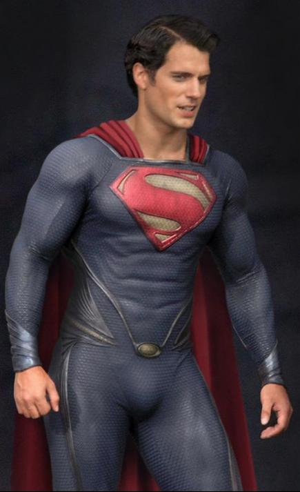 Superman (Man of Steel) : Henry Cavill en costume ! enhanced buzz 32036 1314813042 12