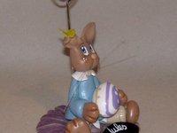 Porte -photo avec lapin de Pâques en porcelaine froide