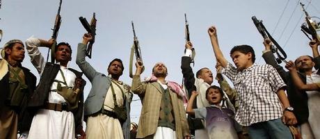 Malgré les frappes aériennes, les rebelles progressent au Yémen