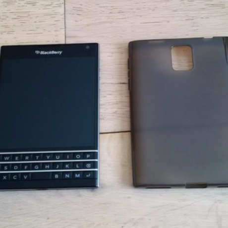 Test flash : coque BlackBerry Passport Flexishield Encase noire fumée !