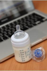 LAIT MATERNEL: Vendu en ligne, il est souvent coupé au lait de vache  – Pediatrics