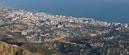 Marbella_from_La_Concha_Andalucia_Spain_-_Sept_2009