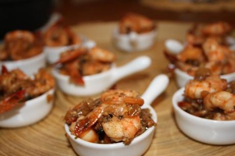 Gambas poêlées au miel et aux poivres mélangés "Talia&quot;