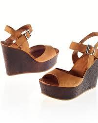 Des chaussures, en veux-tu en voilà !