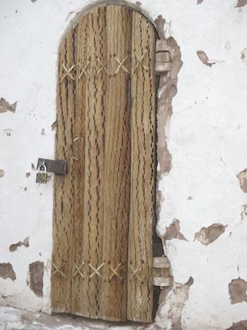 Porte en bois de cactus