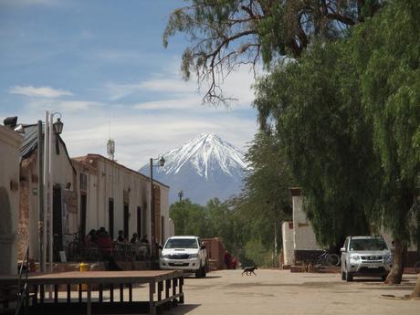Place de l'église de San Pedro de Atacama