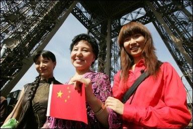 Les touristes chinois se renseignent sur Internet