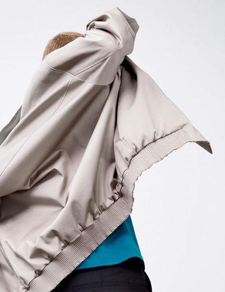 Bastian Thiery pour COS SS2015