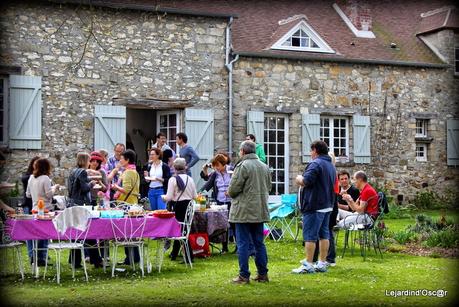 ♪♬ On s'était donné rendez-vous ...