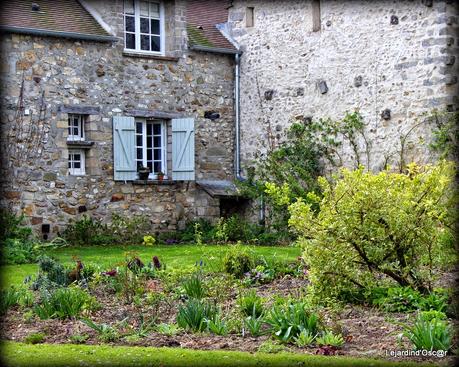 ♪♬ On s'était donné rendez-vous ...