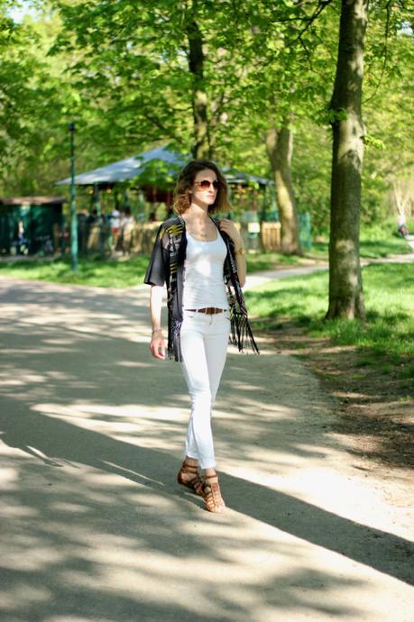 look_blanc