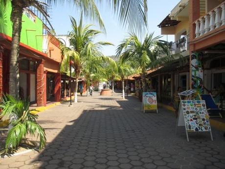 Rue piétonne de Zihuatanejo