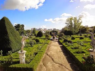 Jardin au Palais des marquis de Fronteira à Lisbonne