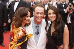 Jean-Claude Van Damme en famille à Cannes