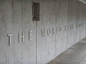 Soutien de la Banque Mondiale au déplacement forcé de populations