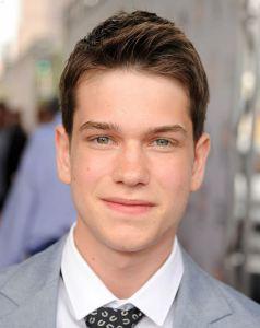 Captain America-Civil War/Spiderman: la liste des candidats + le retour de Scarlet Witch Liam_James