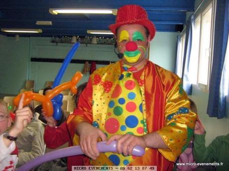 Mickaël, recruteur djihadiste : 1347€ par mois, plus les tickets-restaurant