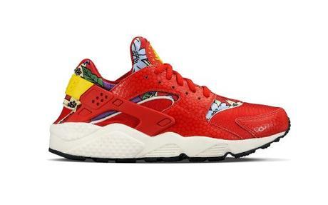 Nike WMNS Air Huarache Aloha Pack red