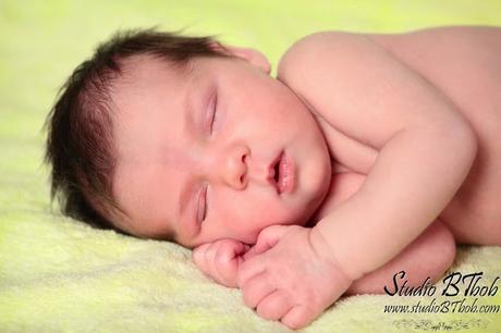 Photographe de naissance, nouveau-né